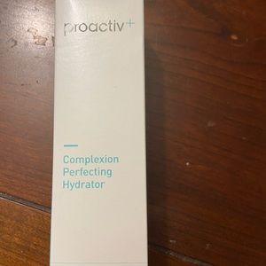 Proavtiv Complexion Perfecting Hydrator